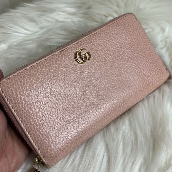 💯 Authentic Gucci GG Long Zipped Around Leather Wallet 🍀 - Picture 13 of 15